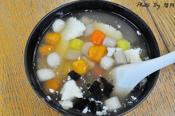龍潭美食正榮傳統豆花黃金粿湯圓紅蘿蔔馬鈴薯
